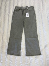 Load image into Gallery viewer, Acid Wash HW Frayed Bootcut Pants
