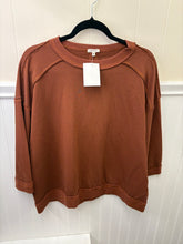 Load image into Gallery viewer, Rust 3/4 Sleeve Top
