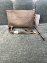 Load image into Gallery viewer, Rileys
