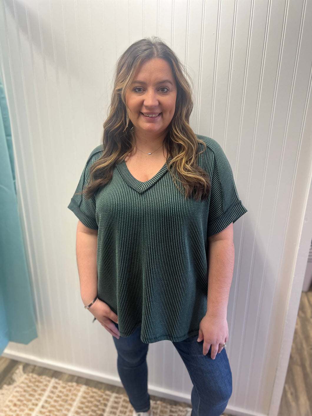 Corded Rib SS Hi-Low VNeck Top