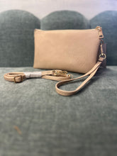 Load image into Gallery viewer, Rileys
