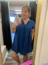 Load image into Gallery viewer, Double Gauze Vneck Dress
